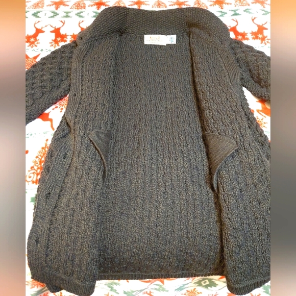 *Sale* NWOT Merino Cross Over Neck Aran Cardigan - Picture 6 of 12